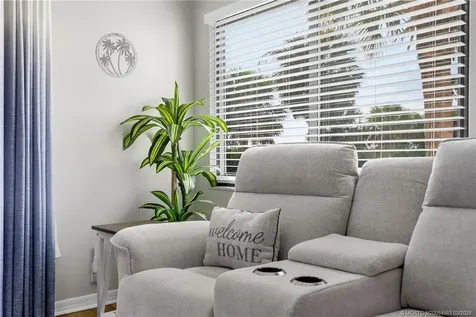 6940 SE Constitution Boulevard Hobe Sound FL 33455