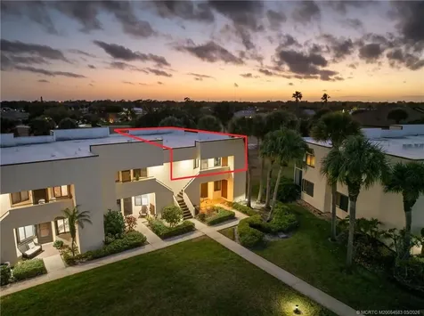 6940 SE Constitution Boulevard Hobe Sound FL 33455