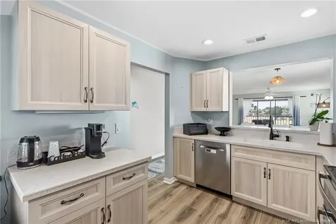 6940 SE Constitution Boulevard Hobe Sound FL 33455