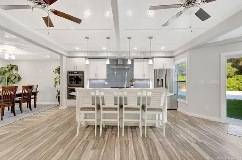 10355 Seagrape Way Palm Beach Gardens FL 33418