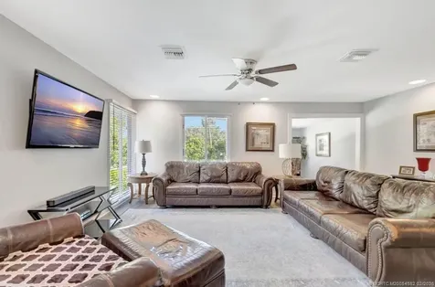 10355 Seagrape Way Palm Beach Gardens FL 33418