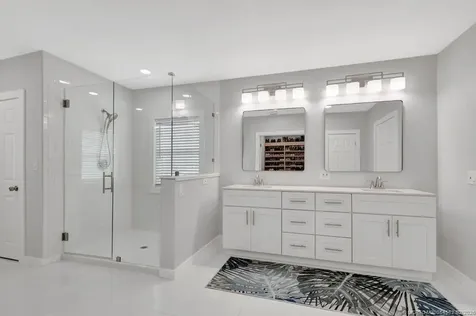 10355 Seagrape Way Palm Beach Gardens FL 33418