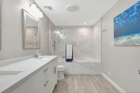 10355 Seagrape Way Palm Beach Gardens FL 33418