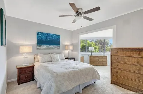 10355 Seagrape Way Palm Beach Gardens FL 33418