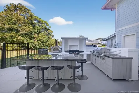 10355 Seagrape Way Palm Beach Gardens FL 33418