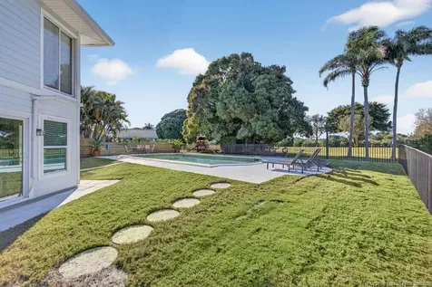 10355 Seagrape Way Palm Beach Gardens FL 33418