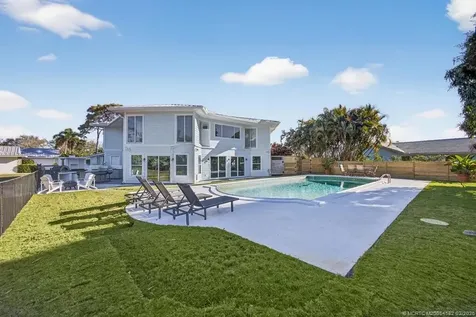 10355 Seagrape Way Palm Beach Gardens FL 33418