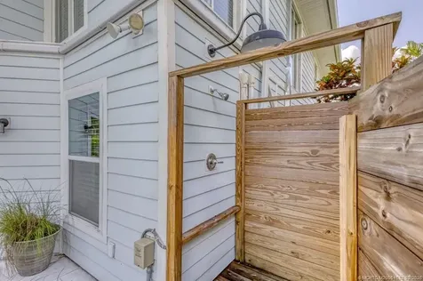 10355 Seagrape Way Palm Beach Gardens FL 33418