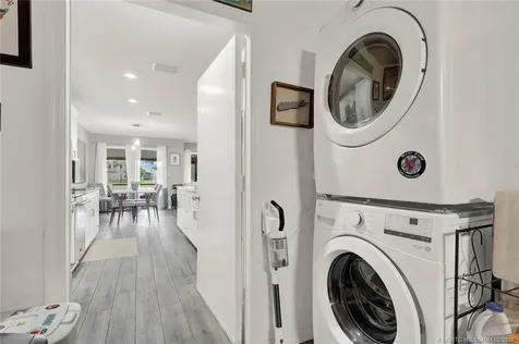 630 NE Wax Myrtle Way Jensen Beach FL 34957