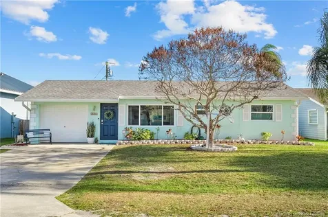 2602 SE Jackson Street Stuart FL 34997