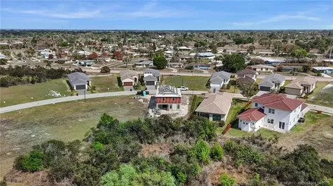 299 SE Via Sangro Port St Lucie FL 34952