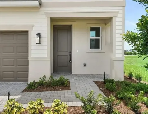 299 SE Via Sangro Port St Lucie FL 34952