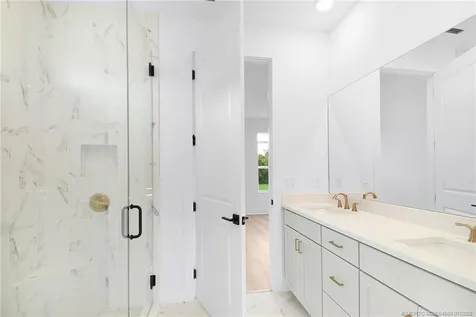 299 SE Via Sangro Port St Lucie FL 34952