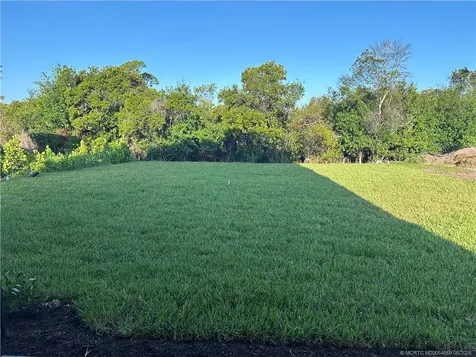 299 SE Via Sangro Port St Lucie FL 34952