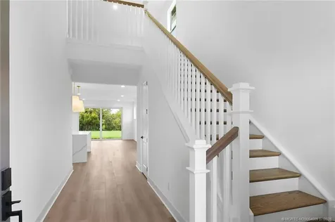 299 SE Via Sangro Port St Lucie FL 34952