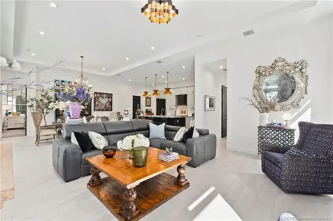 2077 SE Mosaic Boulevard Port St Lucie FL 34984