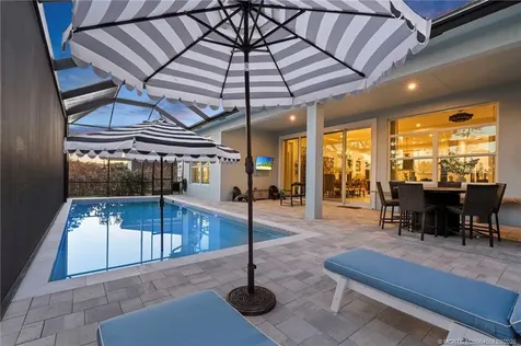 2077 SE Mosaic Boulevard Port St Lucie FL 34984