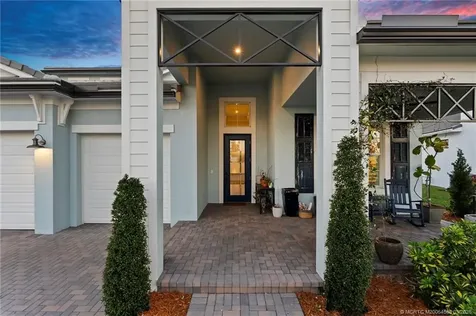 2077 SE Mosaic Boulevard Port St Lucie FL 34984