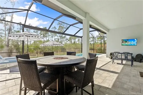 2077 SE Mosaic Boulevard Port St Lucie FL 34984