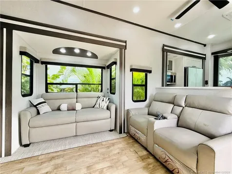 10725 S Ocean Drive Jensen Beach FL 34957