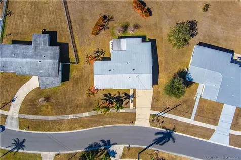 2814 SE Treasure Island Road Port St Lucie FL 34952