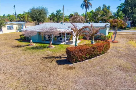 2814 SE Treasure Island Road Port St Lucie FL 34952