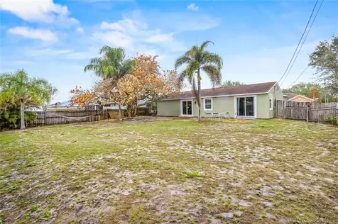 1090 SW Janette Avenue Port St Lucie FL 34953