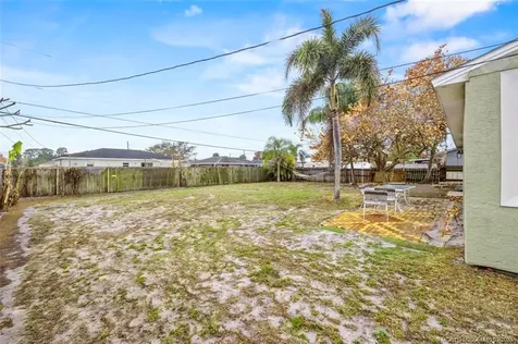 1090 SW Janette Avenue Port St Lucie FL 34953