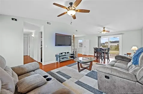 1090 SW Janette Avenue Port St Lucie FL 34953
