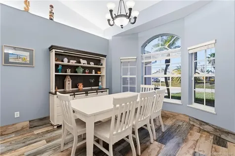 737 SW Dalton Circle Port St Lucie FL 34953