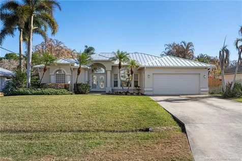 737 SW Dalton Circle Port St Lucie FL 34953
