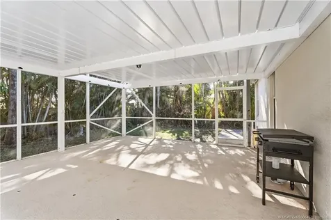 737 SW Dalton Circle Port St Lucie FL 34953