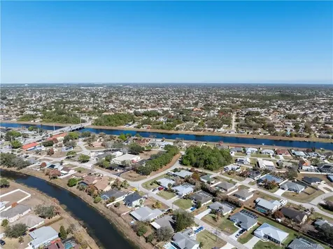 737 SW Dalton Circle Port St Lucie FL 34953