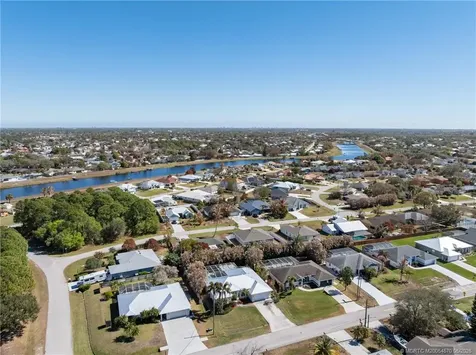 737 SW Dalton Circle Port St Lucie FL 34953