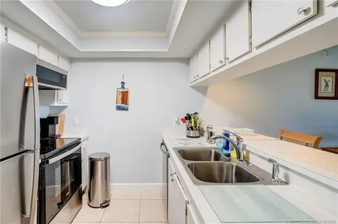 40 NE Plantation Road Stuart FL 34996
