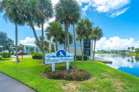 40 NE Plantation Road Stuart FL 34996