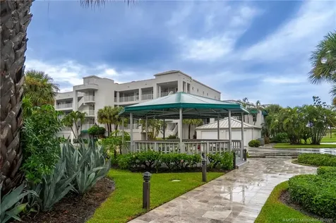184 NE Edgewater Drive Stuart FL 34996