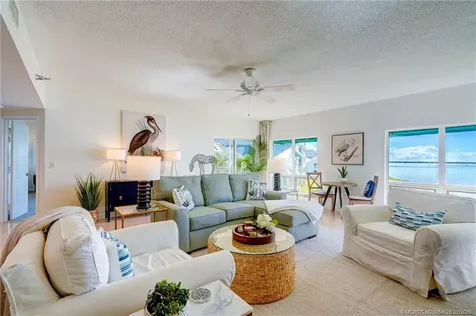 184 NE Edgewater Drive Stuart FL 34996