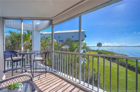 184 NE Edgewater Drive Stuart FL 34996