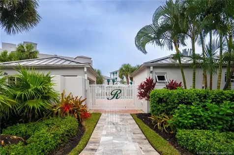 184 NE Edgewater Drive Stuart FL 34996