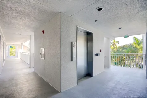 184 NE Edgewater Drive Stuart FL 34996
