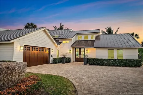 4230 NE Joes Point Road Stuart FL 34996