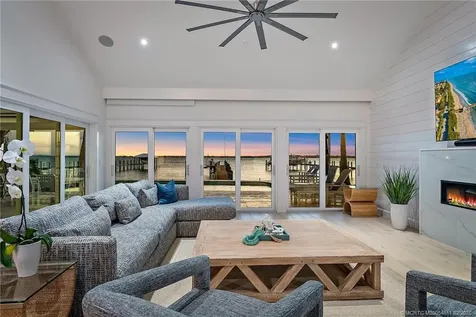 4230 NE Joes Point Road Stuart FL 34996