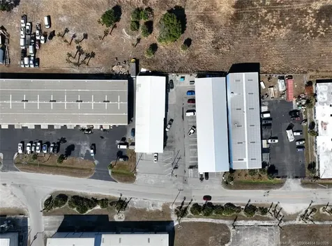 412 Farmers Market Road Fort Pierce FL 34982