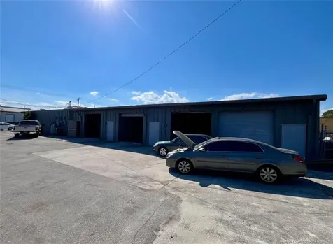 412 Farmers Market Road Fort Pierce FL 34982
