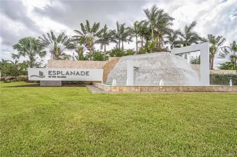 15111 Pescara Street Naples FL 34114