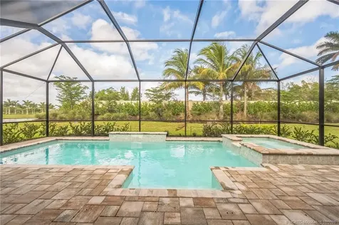 15111 Pescara Street Naples FL 34114
