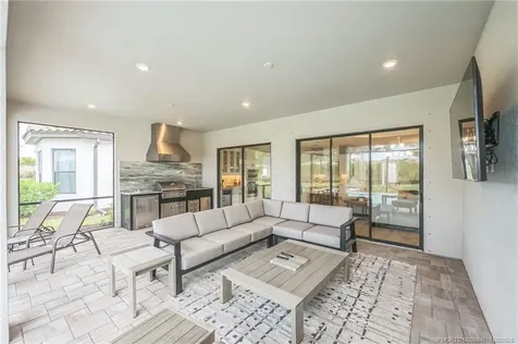 15111 Pescara Street Naples FL 34114