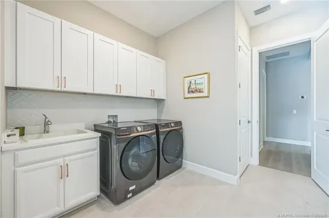 15111 Pescara Street Naples FL 34114
