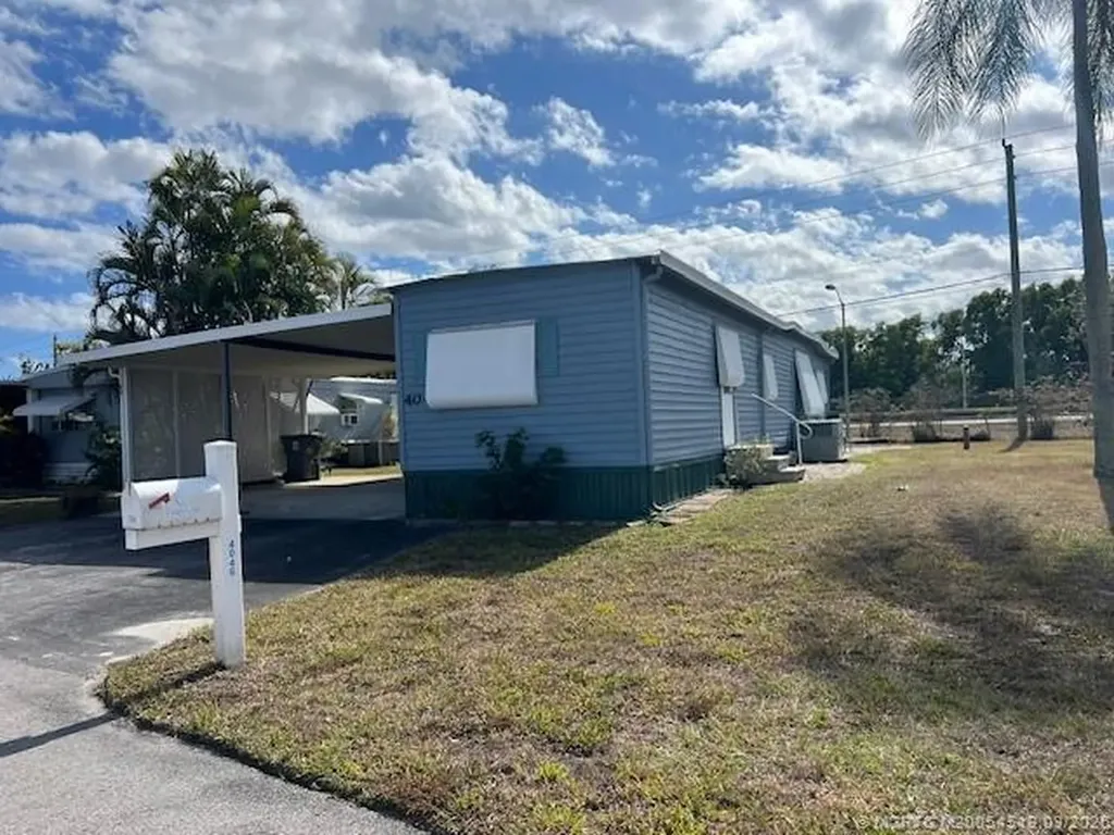 4046 67th Lane West Palm Beach FL 33404